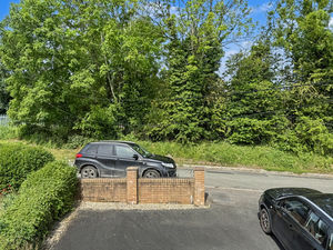Photo 11- click for photo gallery
